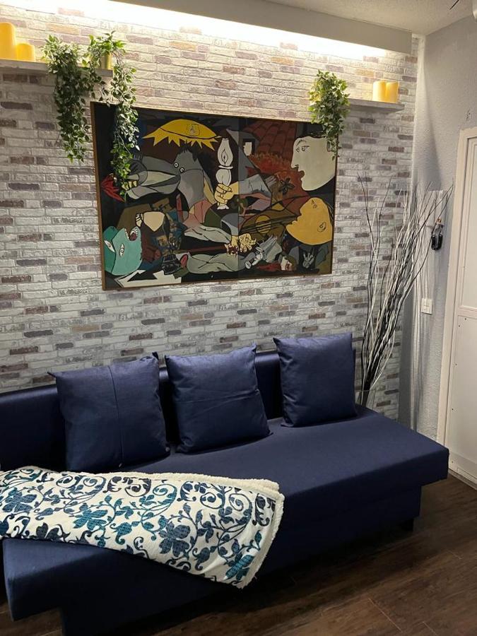 Coqueto Apartamento Muy Centrico 马德里 外观 照片